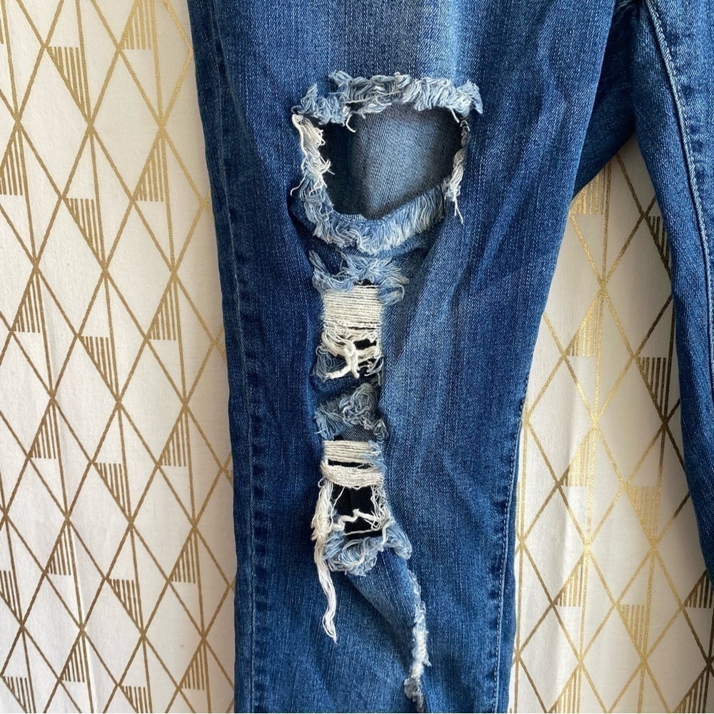 VIP JEANS​ - Picture 4 of 8